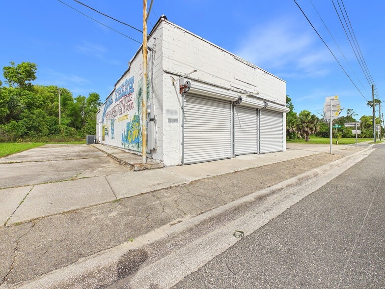 More Photos Of 705 S Byron Butler Pkwy, Perry Storefront For Sale