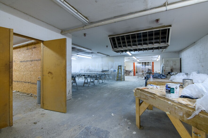More Photos Of 440 Frankston St, Jacksonville Warehouse For Sale