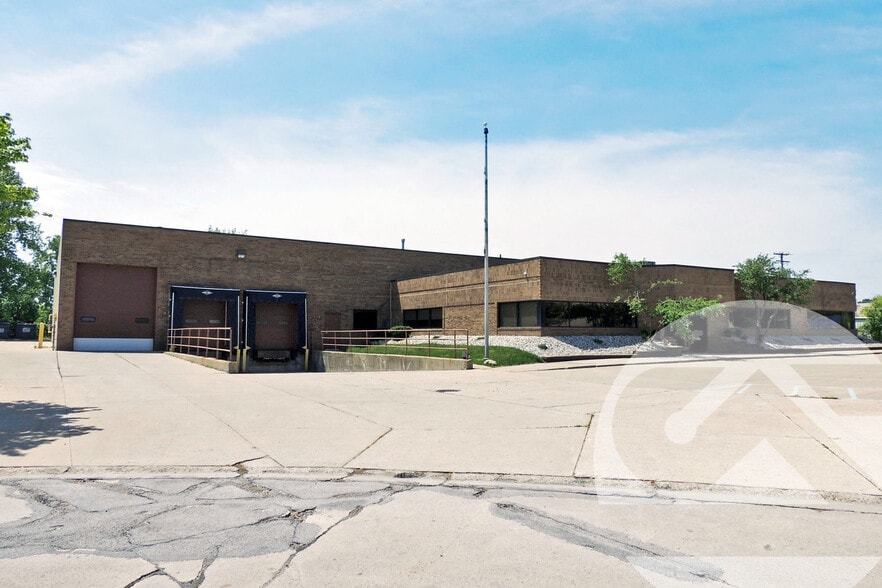 Primary Photo Of 27555 College Park Dr, Warren Manufacturing For Lease