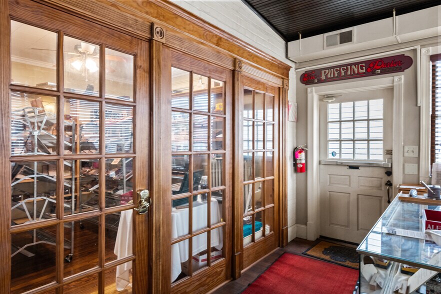 More Photos Of 2201 Perkiomen Ave, Mount Penn Restaurant For Sale