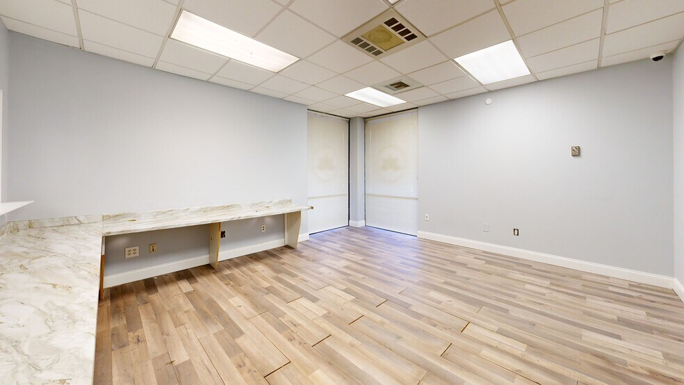 More Photos Of 1800 Water Pl SE, Atlanta Office For Sale