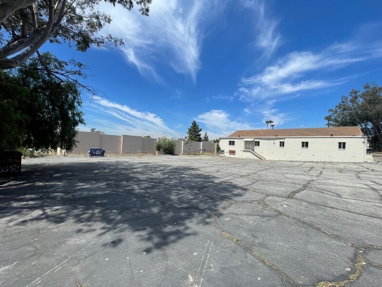 More Photos Of 7216 Valmont St, Tujunga Lodge Meeting Hall For Sale