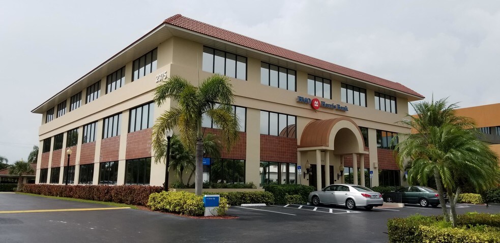 More Photos Of 2375 Tamiami Trl N, Naples Loft Creative Space For Sale