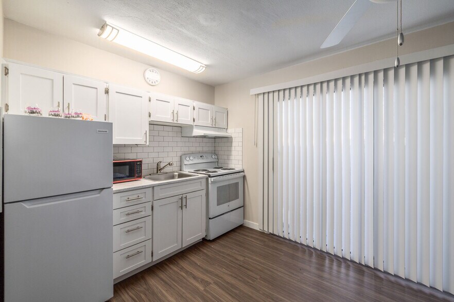 More Photos Of 740 NE 53rd Ave, Portland Apartments For Sale