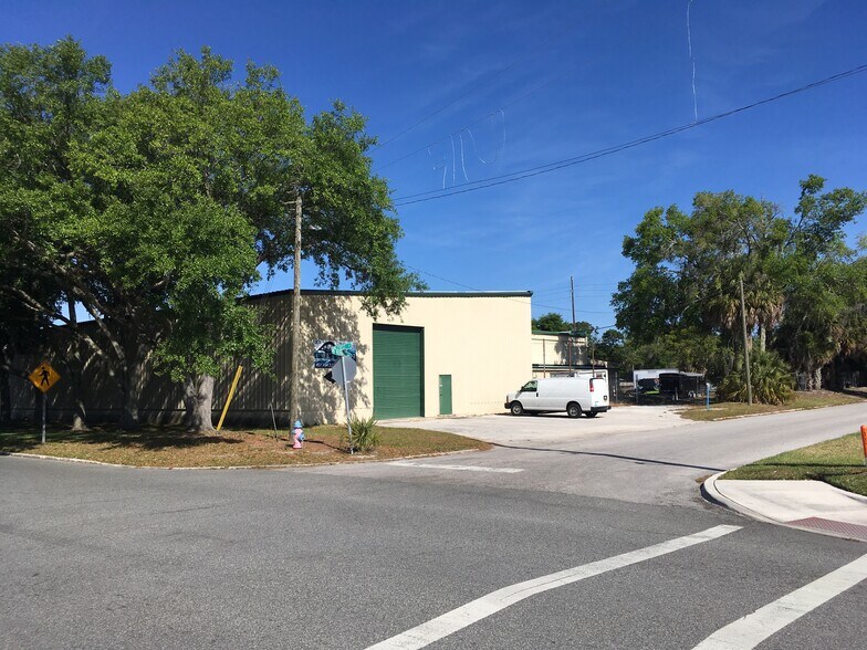 More Photos Of 203 W 1st St, Apopka Coworking Space