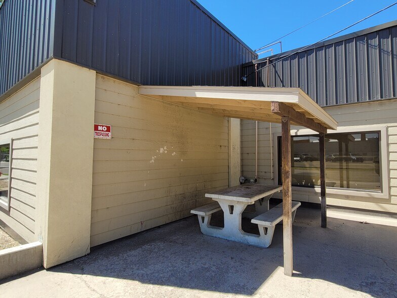 More Photos Of 725 1st Ave N, Great Falls Office For Lease