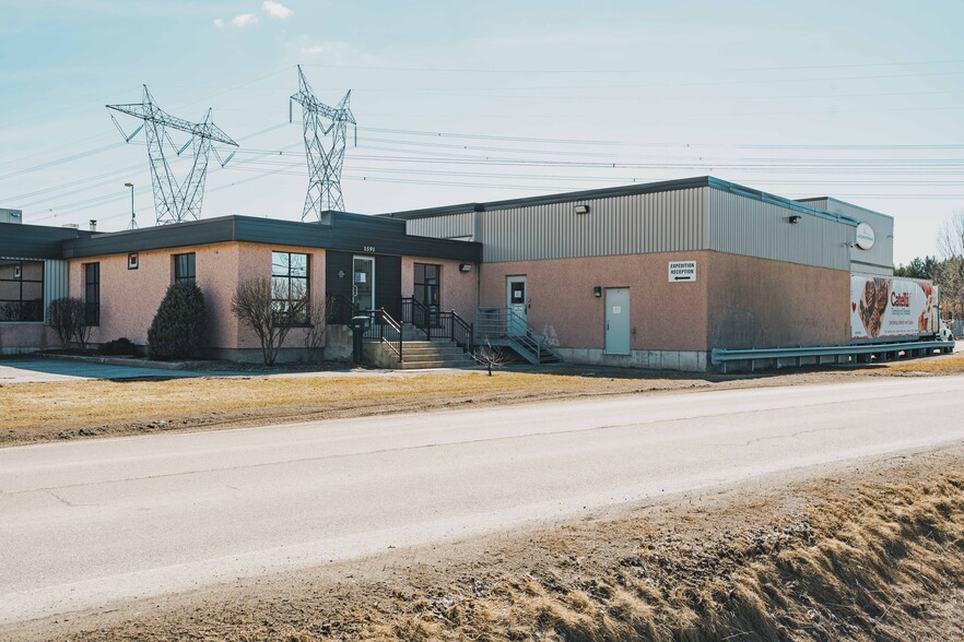 Primary Photo Of 1591 Ch Sainte-Claire, Terrebonne Refrigeration Cold Storage For Lease