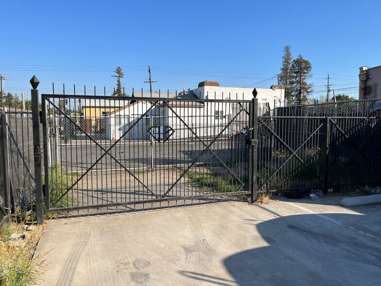 More Photos Of 1439 Arcade Blvd, Sacramento Freestanding For Sale