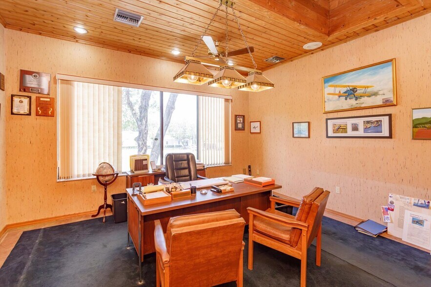 More Photos Of 200 N Thornton Ave, Orlando Office For Sale