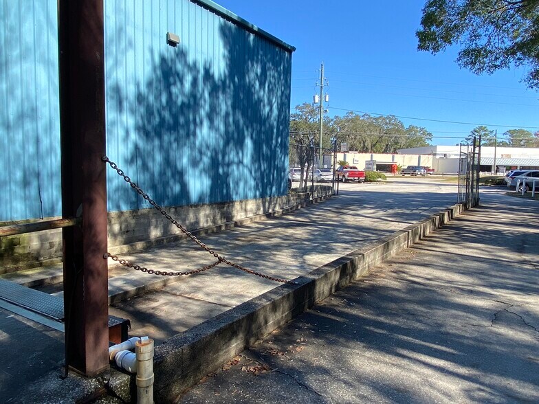 More Photos Of 4580 St Augustine Rd, Jacksonville Warehouse For Sale