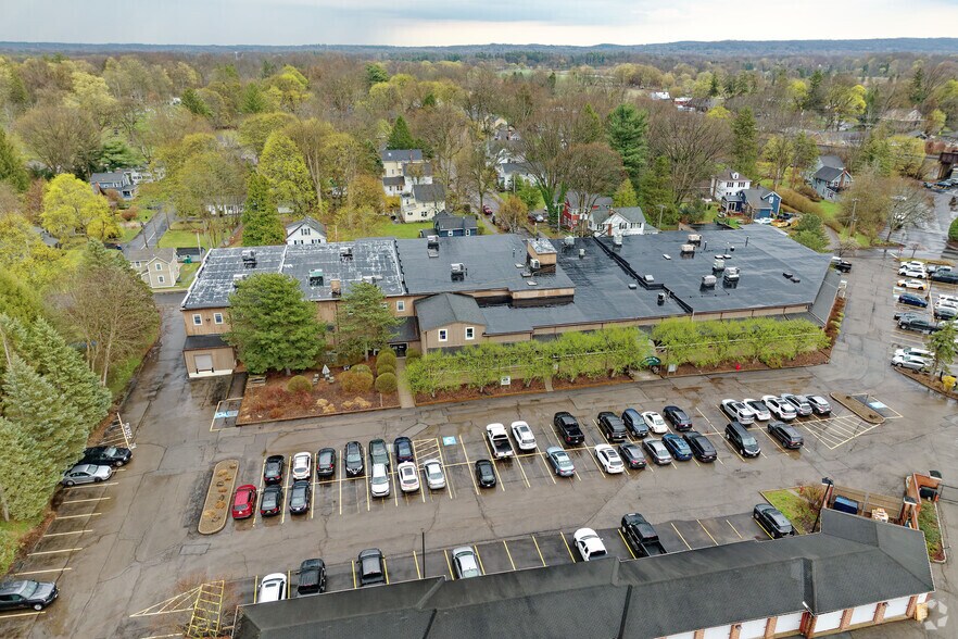 More Photos Of 1 Grove St, Pittsford Office For Lease