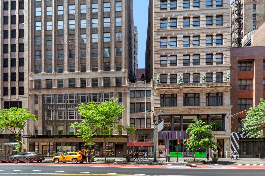 More Photos Of 14 E 34th St, New York Office For Lease