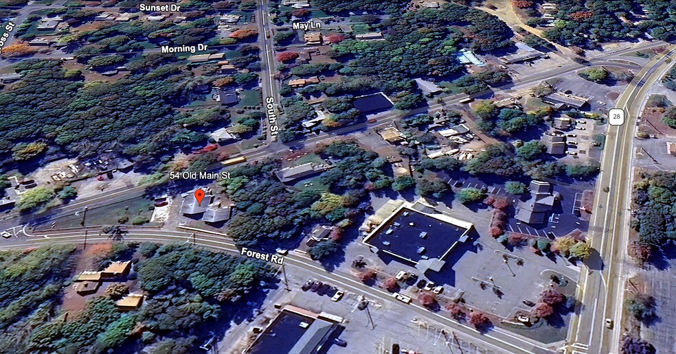 More Photos Of 54 Old Main St, South Yarmouth Flex For Sale