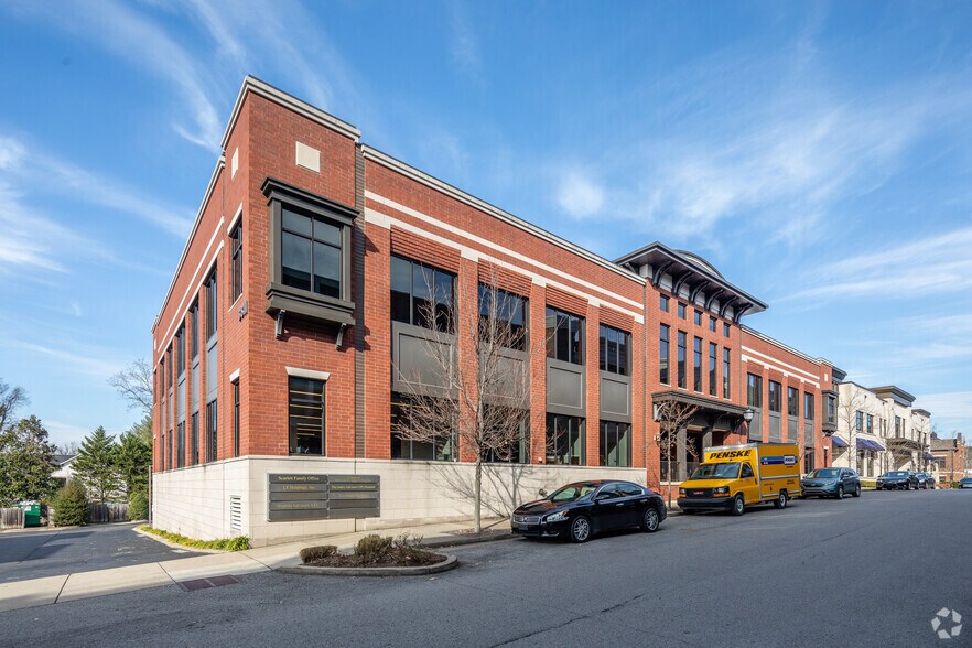 More Photos Of 3811 Bedford Ave, Nashville Office For Lease