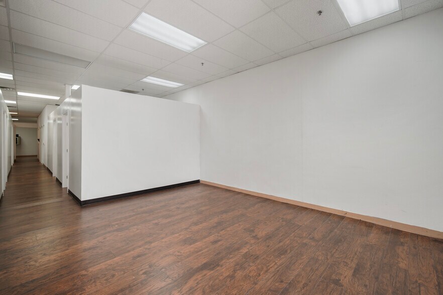 More Photos Of 4851 Lone Tree Way, Antioch Storefront Retail Office For Lease