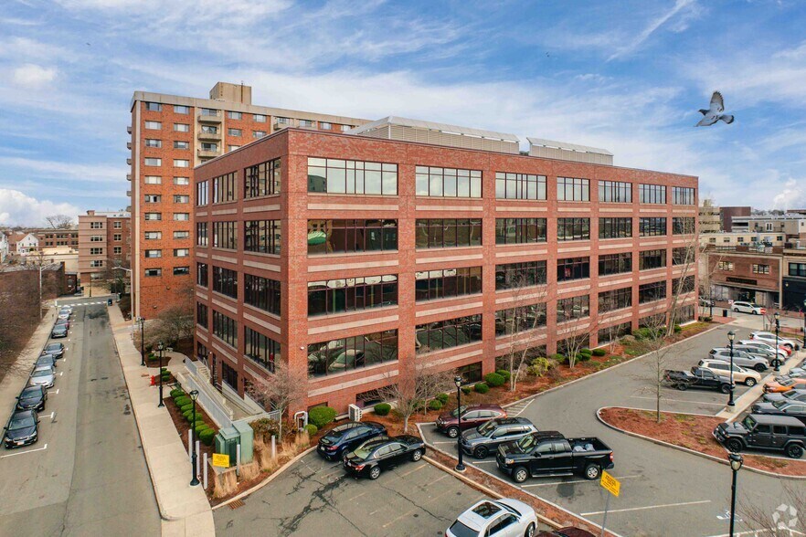 More Photos Of 75 Pleasant St, Malden Office For Lease