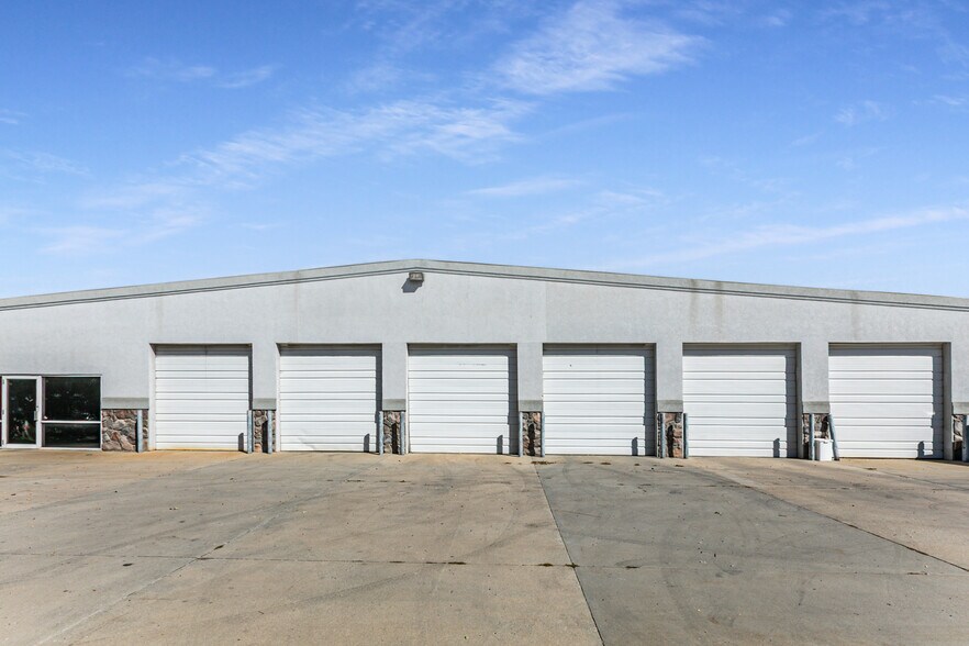 Primary Photo Of 4116 W 5800 N, Mountain Green Light Manufacturing For Lease