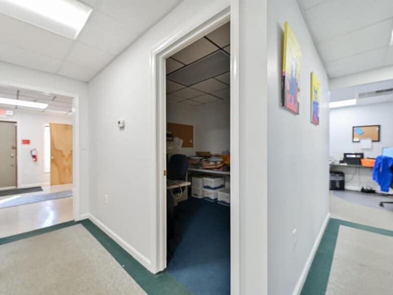 More Photos Of 619 Church St, Pleasantville Warehouse For Sale