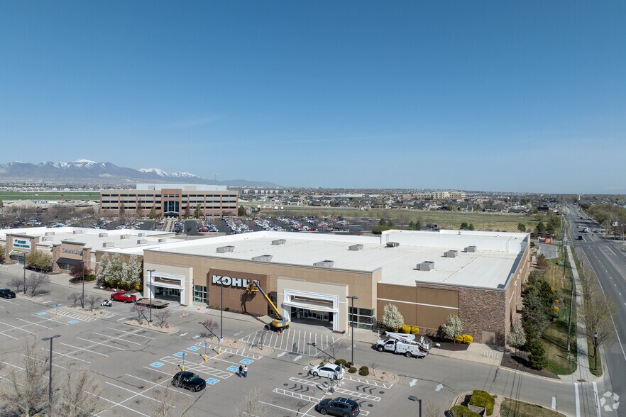 More Photos Of 13319 S 3600, Riverton Freestanding For Lease