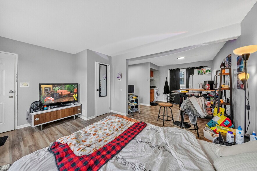 More Photos Of 308 Columbus Pl, New Brunswick Apartments For Sale