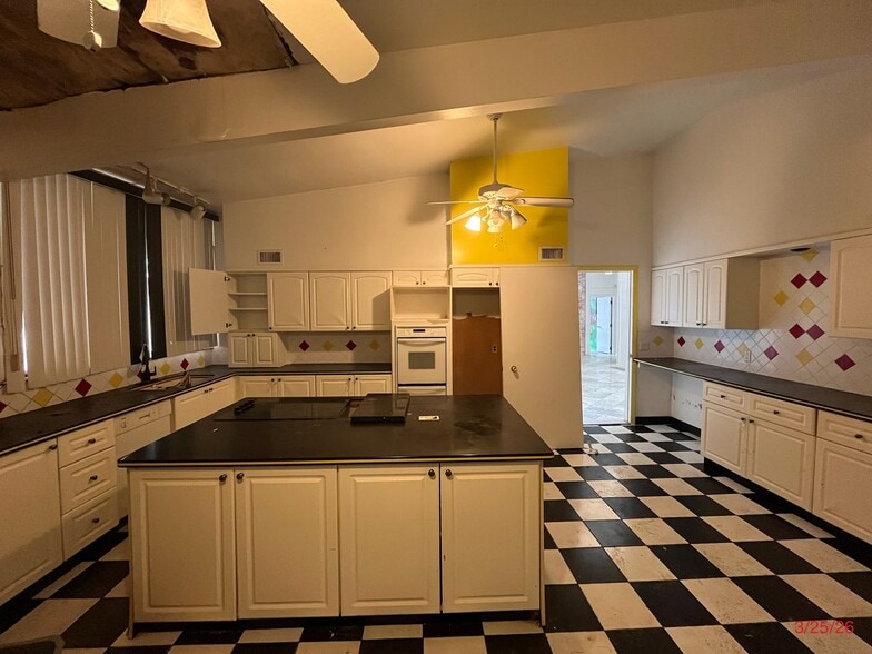 More Photos Of 20551 Norwood Dr S, Southfield Land For Sale