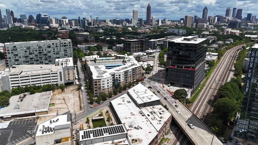 More Photos Of 930 Howell Mill Rd NW, Atlanta Apartments For Lease
