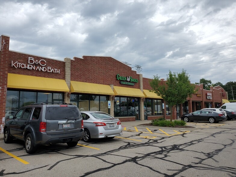 More Photos Of 1350 E Chicago St, Elgin Unknown For Lease