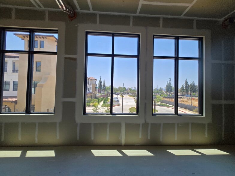 More Photos Of 5624 Philadelphia St, Chino Storefront Retail Office For Sale