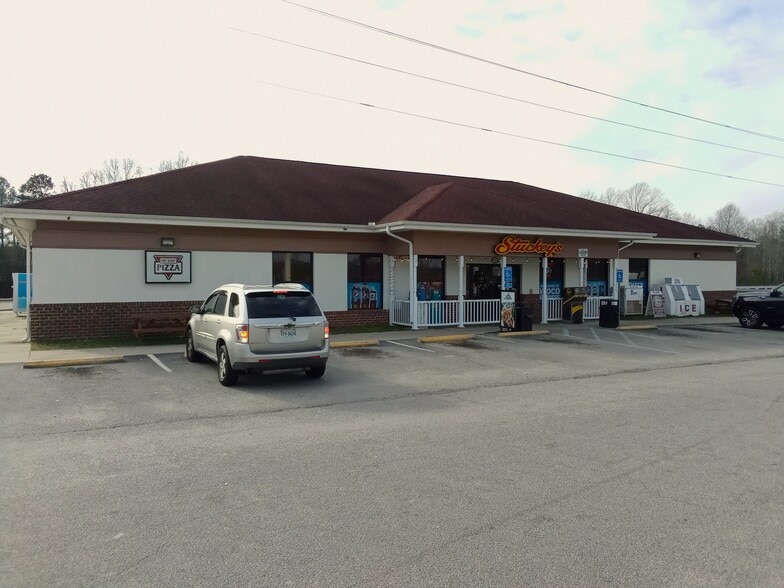 More Photos Of 35242 General Mahone Blvd, Ivor Convenience Store For Sale
