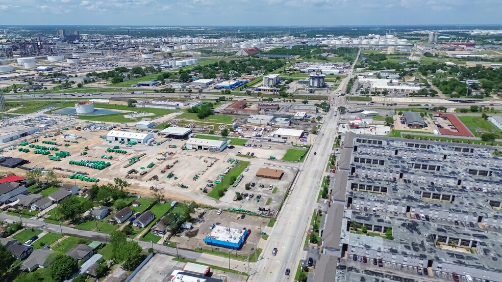 More Photos Of 410 Richey St, Pasadena Fast Food For Sale