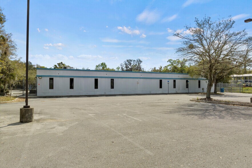 More Photos Of 167 Comfort Rd, Palatka Warehouse For Lease