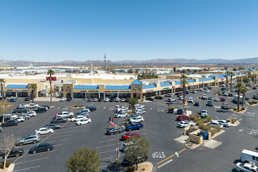 More Photos Of 17100 Bear Valley Rd, Victorville General Retail For Lease