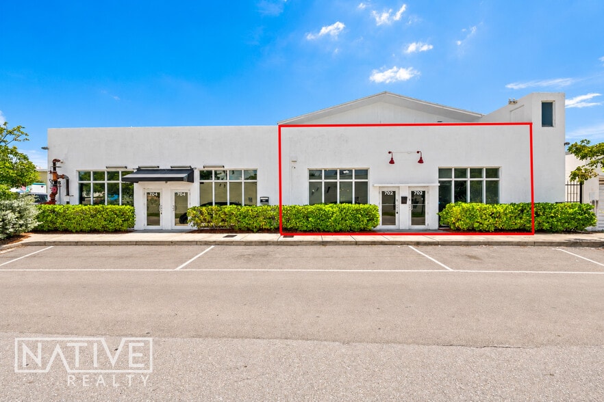 More Photos Of 702-706 NE 1st Ave, Fort Lauderdale Restaurant For Lease