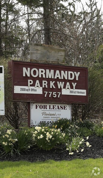 More Photos Of 7757 Auburn Rd, Painesville Distribution For Lease