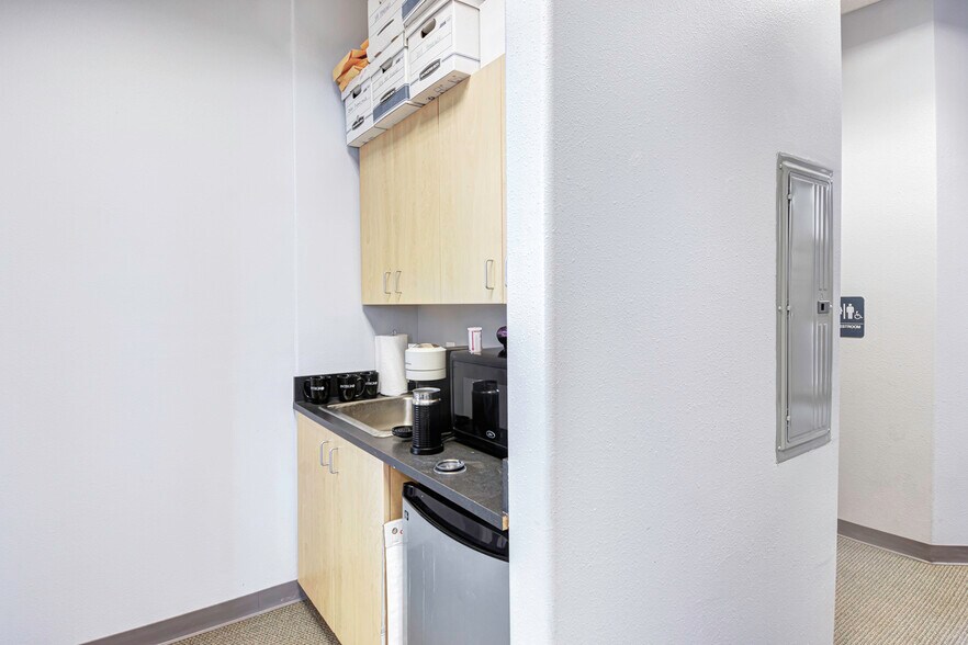 More Photos Of 88 Inverness Cir E, Englewood Office For Sale