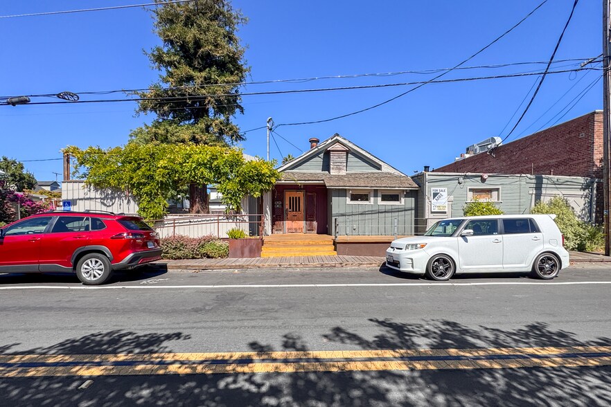 More Photos Of 5862-5872 Doyle St, Emeryville Restaurant For Sale