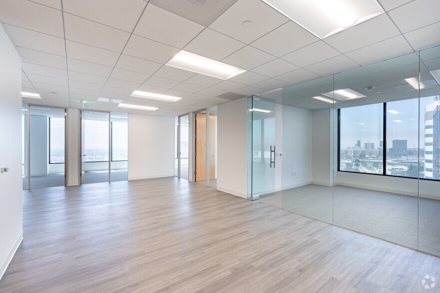 More Photos Of 10880 Wilshire Blvd, Los Angeles Office For Lease
