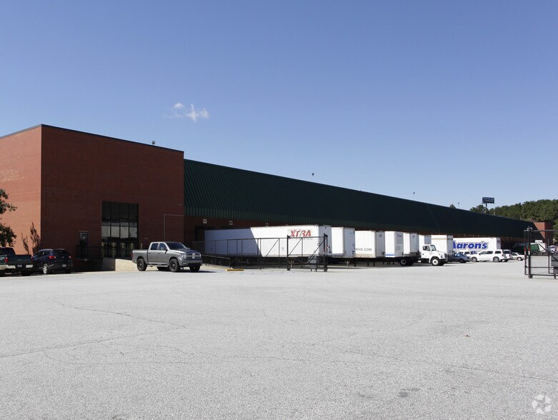 More Photos Of 5003 Terminus Dr, Fairburn Warehouse For Lease