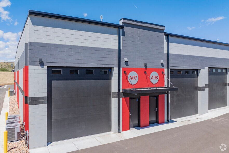 More Photos Of 1010 S Interstate Rd, Castle Rock Showroom For Sale