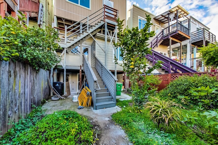 More Photos Of 751 Capp st, San Francisco Apartments For Sale