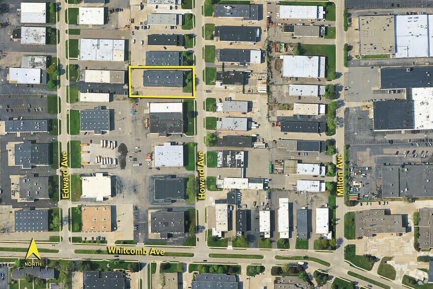 More Photos Of 32301 Howard Ave, Madison Heights Manufacturing For Lease