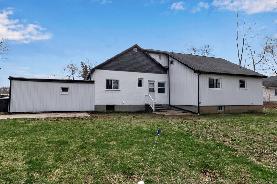 More Photos Of 12482 Broadway St, Alden General Retail For Sale