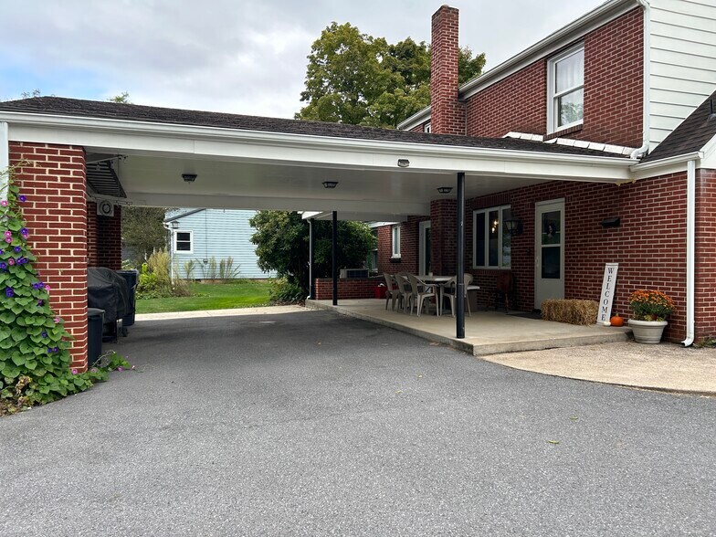 More Photos Of 1329 Zion Rd, Bellefonte Office For Sale