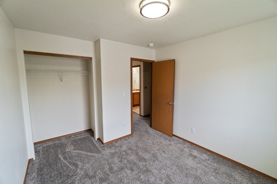 More Photos Of 1405 E Gilbert Ave, Coeur d'Alene Apartments For Sale