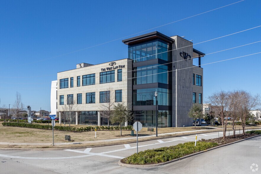 More Photos Of 6908 Brisbane Ct, Sugar Land Office For Lease