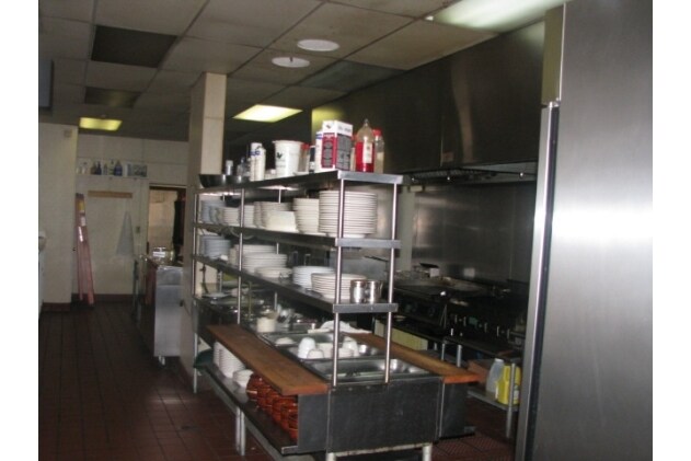 More Photos Of 54 Tuckahoe Rd, Dorothy Bar For Sale