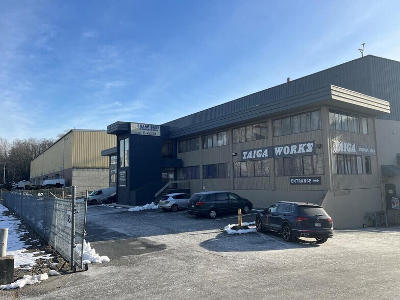 More Photos Of 3454-3468 Bridgeway St, Vancouver Warehouse For Lease