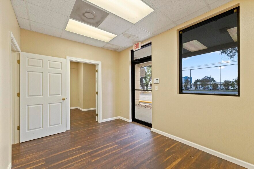 More Photos Of 1851 St Mary Ave, Pensacola Medical For Lease