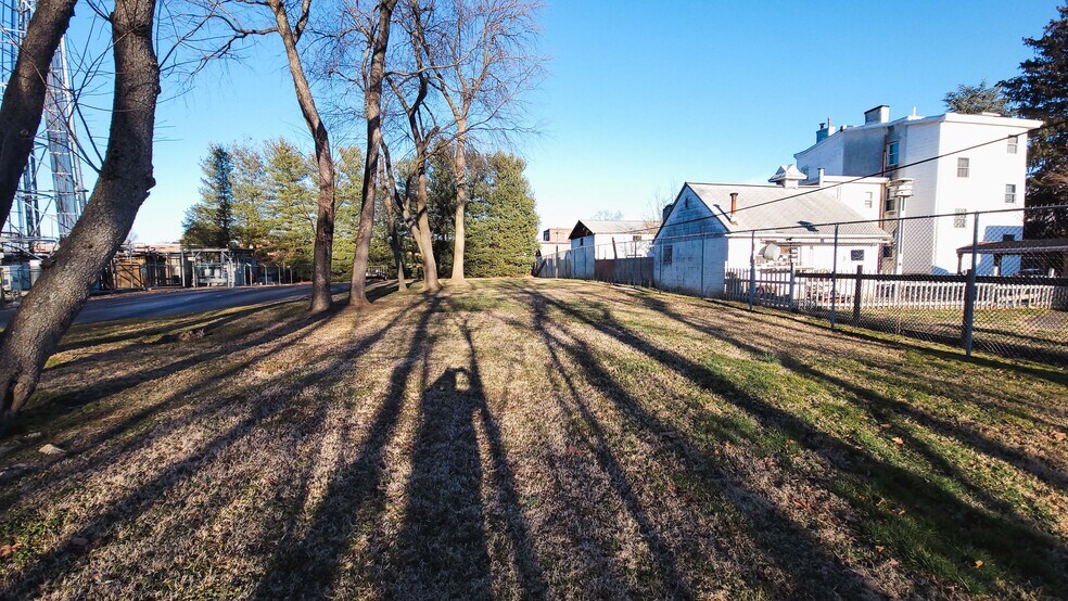 More Photos Of 940 Eddystone Ave, Eddystone Warehouse For Sale