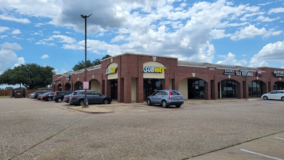 More Photos Of 9410 Walnut St, Dallas Unknown For Lease